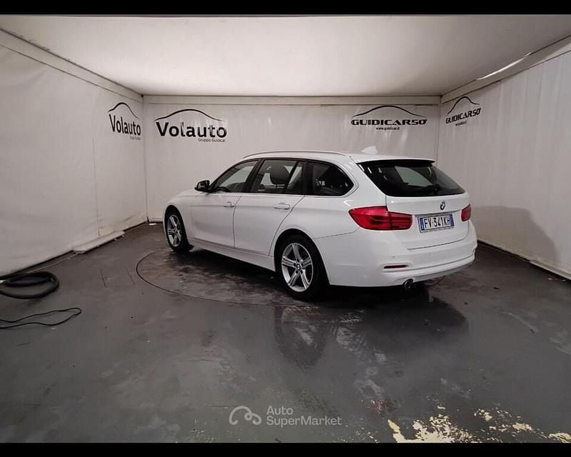 Usata BMW 316 Advantage 116 CV (85 kW) 2019 Bianco Station wagon
