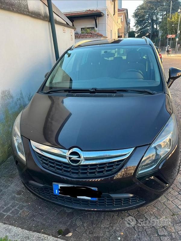 Usata Opel Zafira Tourer 150 CV (110 kW) 2013 Monovolume