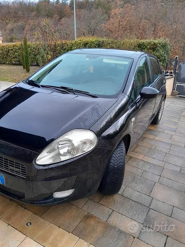 Usata Fiat Punto 75 CV (55 kW) 2007 Nero Berlina
