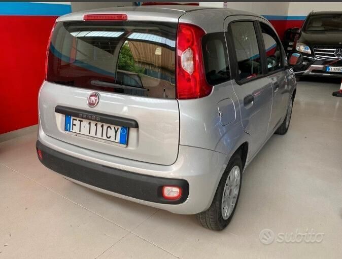 Usata Fiat Panda Pop 69 CV (50 kW) 2018 Grigio Utilitaria