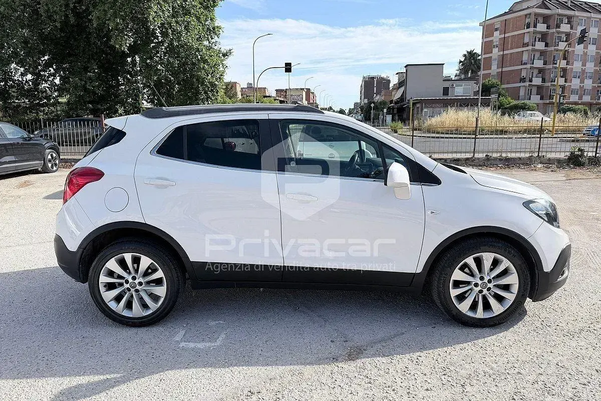 Usata Opel Mokka Cosmo 131 CV (96 kW) 2015 Bianco SUV
