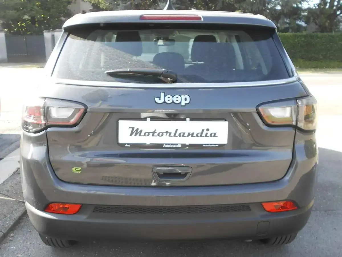 Usata Jeep Compass Limited 131 CV (96 kW) 2023 Grigio scuro SUV