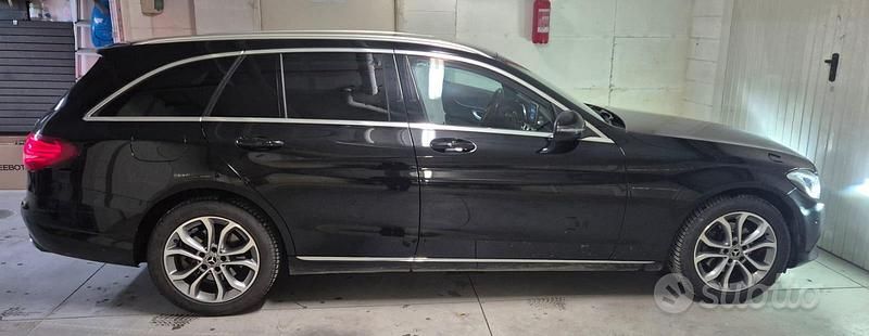 Usata Mercedes C220 Exclusive 170 CV (125 kW) 2017 Nero Station wagon