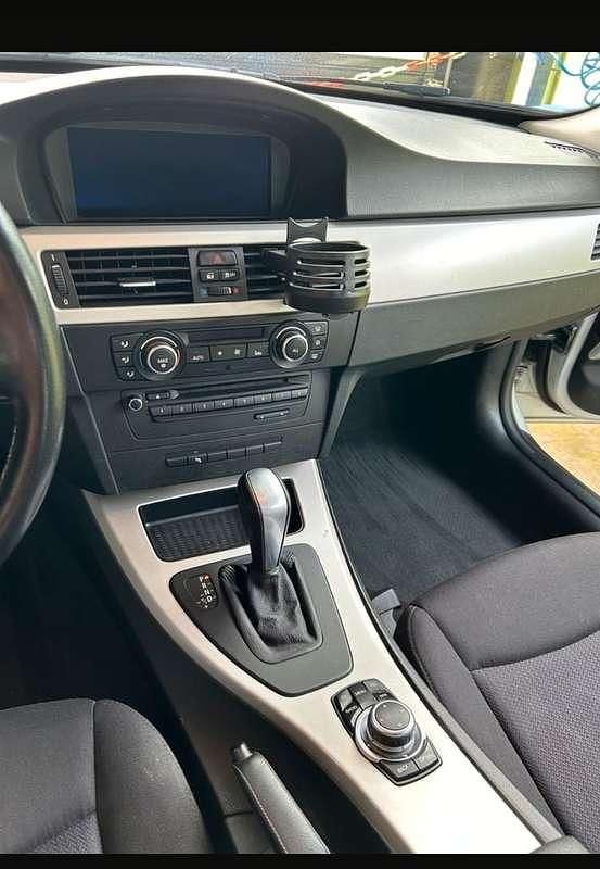 Usata BMW 320 Lifestyle 163 CV (119 kW) 2011 Station wagon