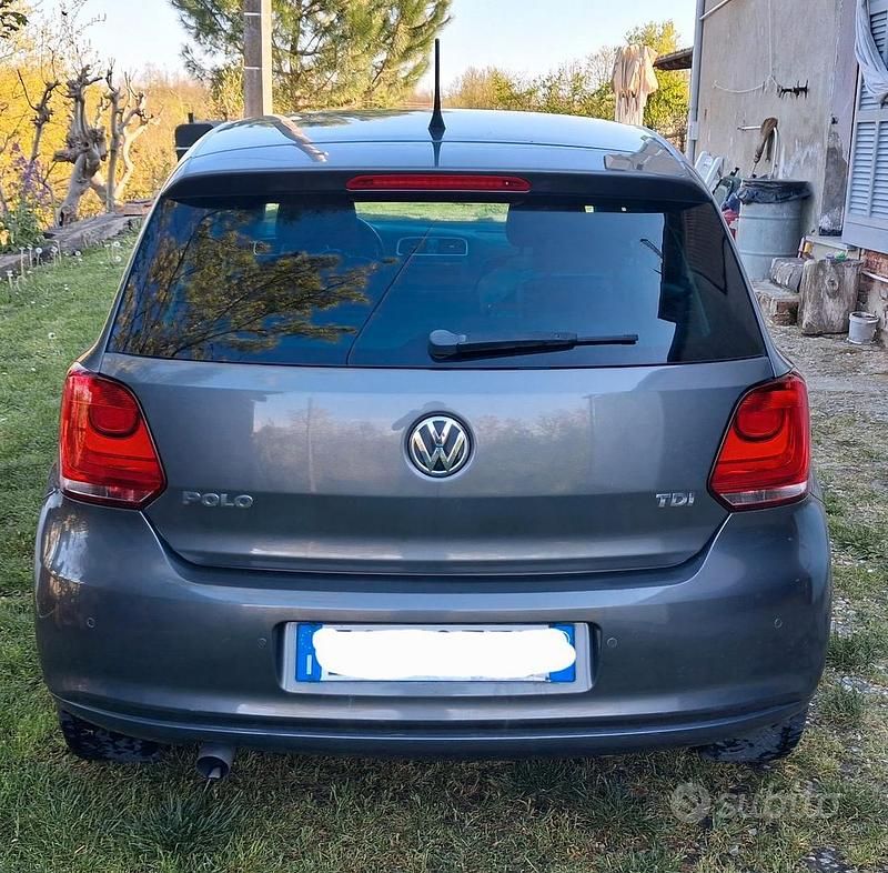 Usata VW Polo 90 CV (66 kW) 2013 Grigio Utilitaria