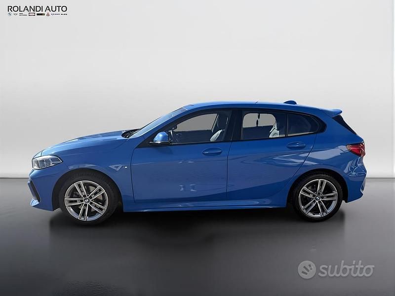 Usata BMW 116 M Sport 116 CV (85 kW) 2023 Misano blue metallizzato Utilitaria