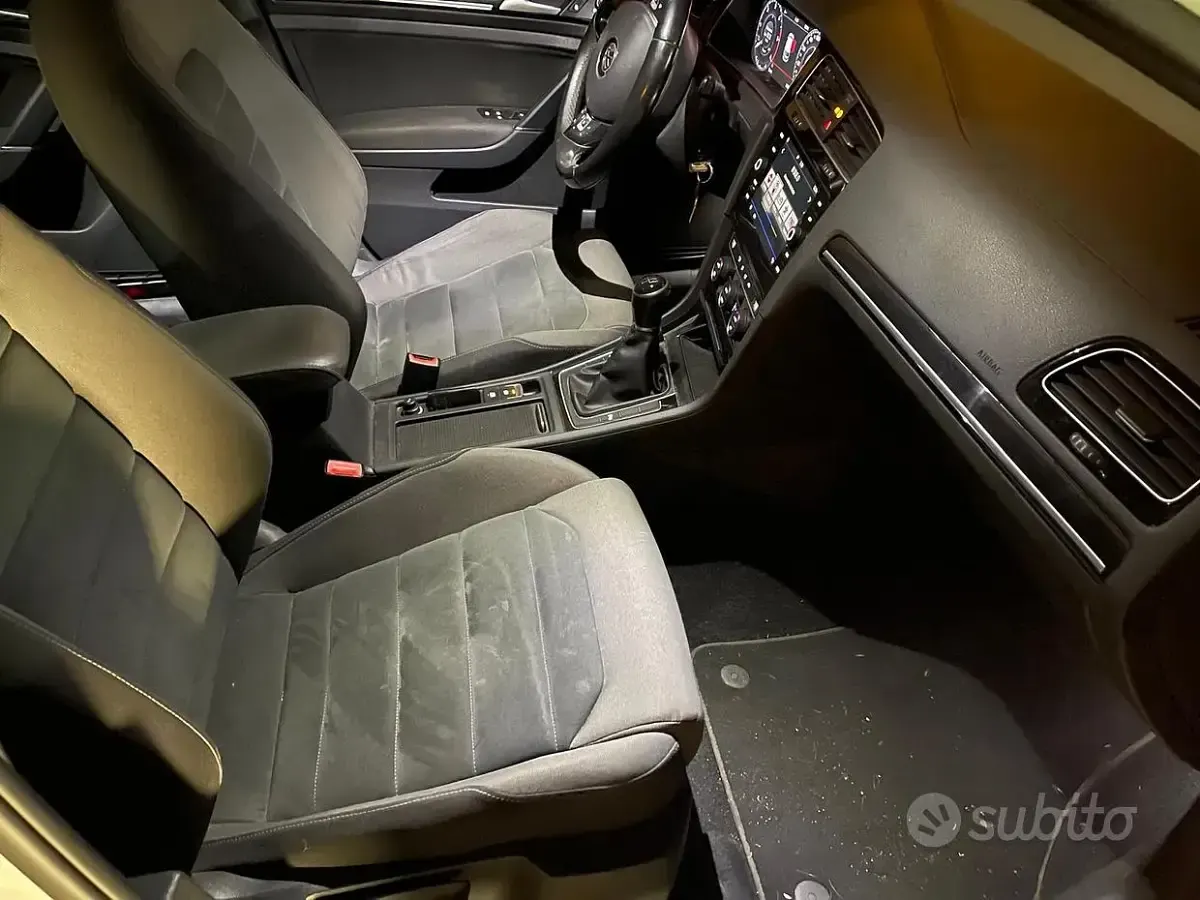 Usata VW Golf VII 116 CV (85 kW) 2017 Grigio Berlina