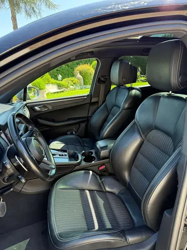 Usata Porsche Macan 265 CV (194 kW) 2023 Nero SUV