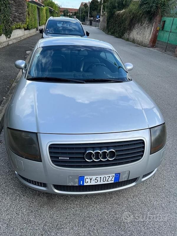Usata Audi TT 179 CV (131 kW) 1999 Grigio Coupé