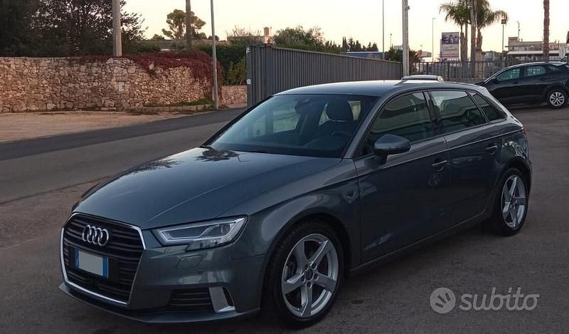 Usata Audi A3 Sport 150 CV (110 kW) 2019 Grigio Berlina