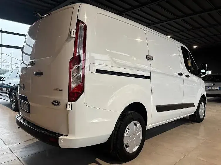 Usata Ford Transit Custom 130 CV (95 kW) 2021 Bianco