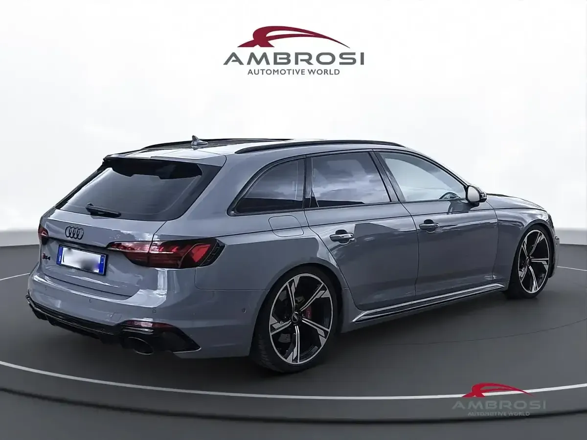 Usata Audi RS4 450 CV (330 kW) 2020 Nero Station wagon
