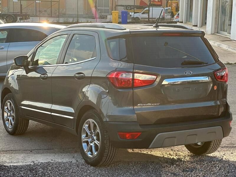 Usata Ford Ecosport Titanium 100 CV (73 kW) 2018 Grigio SUV
