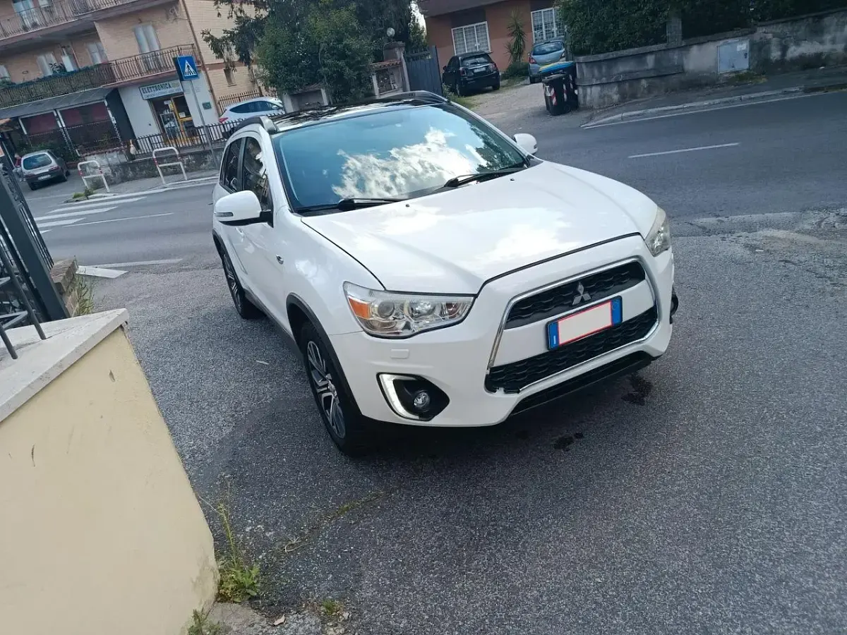 Usata Mitsubishi ASX Instyle 114 CV (83 kW) 2015 Bianco SUV