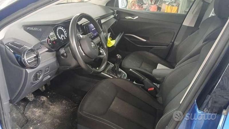 Usata Skoda Fabia Style 80 CV (58 kW) 2023 Blu/azzurro Utilitaria