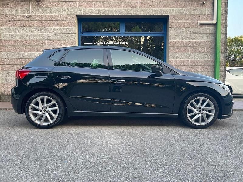 Usata Seat Ibiza FR 95 CV (69 kW) 2022 Nero Berlina
