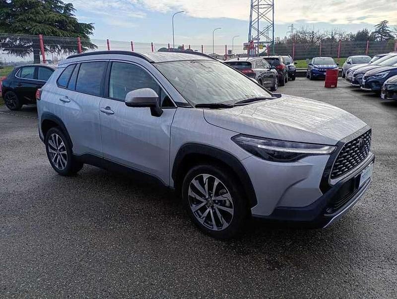 Usata Toyota Corolla Cross Trend 140 CV (102 kW) 2025 Argento SUV