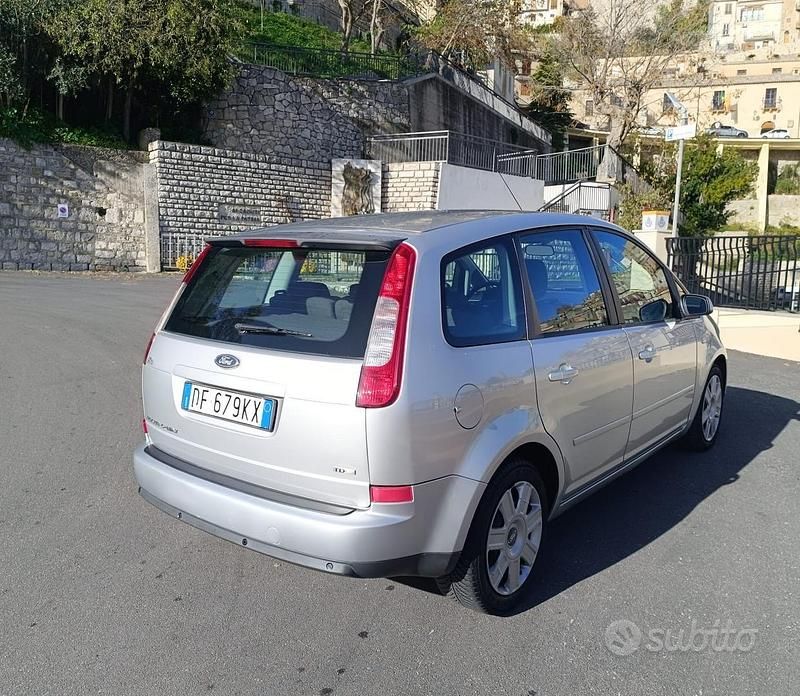 Usata Ford C-MAX Ghia 115 CV (84 kW) 2007 Grigio Monovolume
