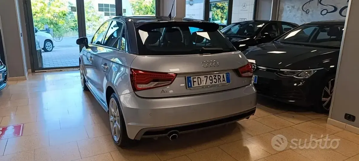 Usata Audi A1 Design 90 CV (66 kW) 2016 Grigio Utilitaria