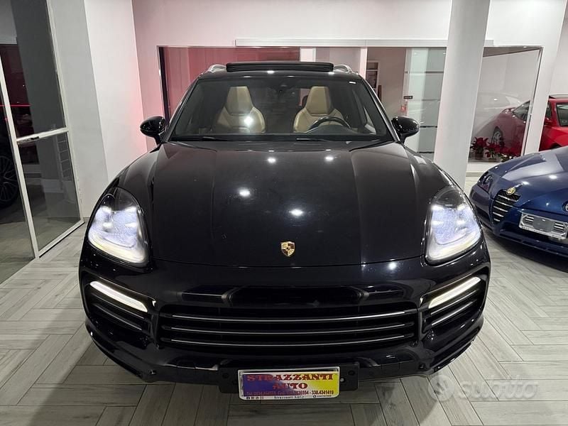 Nero Usata 2019 Porsche Cayenne SUV | 41.990 € (Super prezzo) - Immagine 1/4
