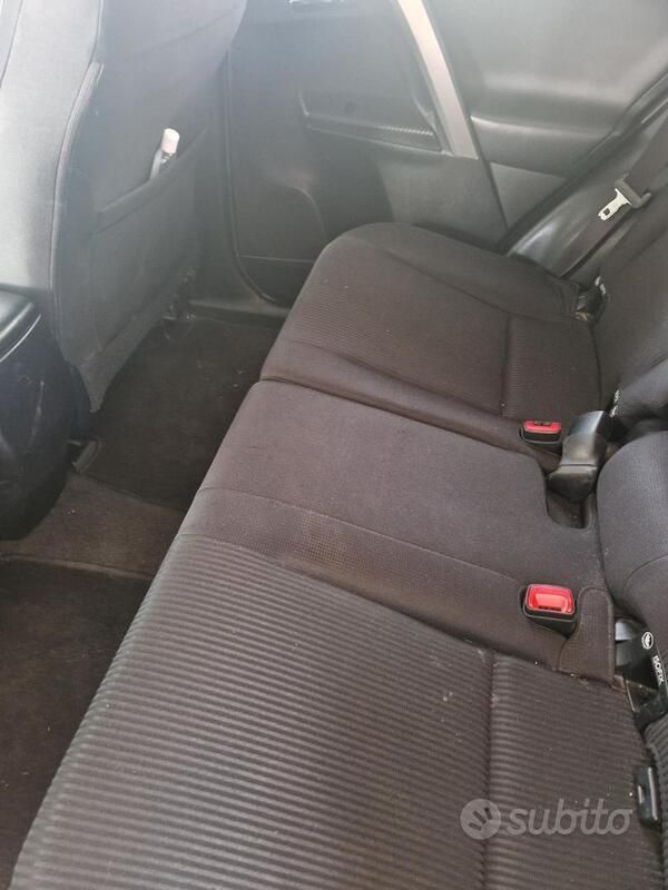 Usata Toyota RAV4 124 CV (91 kW) 2014 Bianco SUV