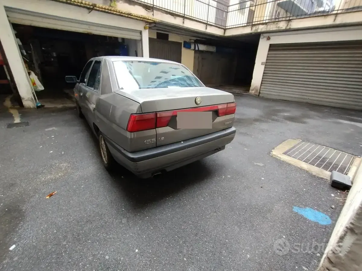Usata Alfa Romeo 155 126 CV (92 kW) 1995 Giallo Berlina