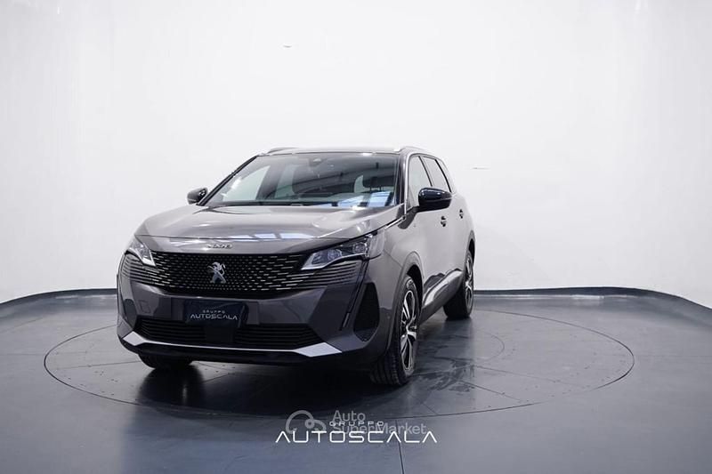 Usata Peugeot 5008 GT 131 CV (96 kW) 2023 Gray SUV