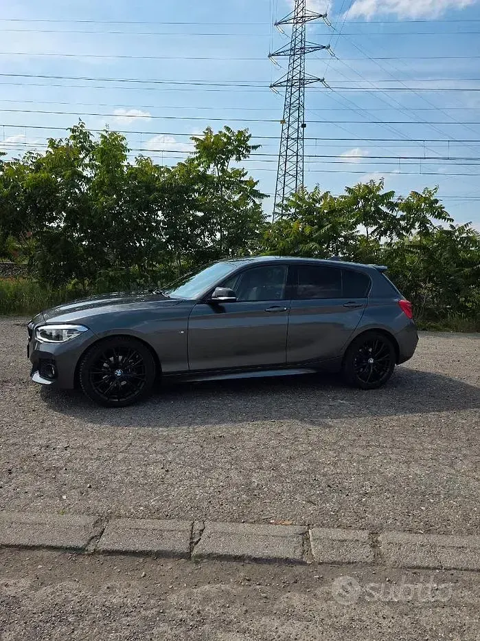 Usata BMW 118 M Sport 150 CV (110 kW) 2019 Grigio Utilitaria