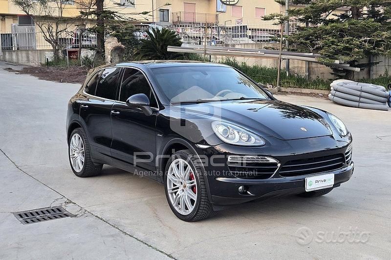 Usata Porsche Cayenne 245 CV (180 kW) 2013 Nero SUV