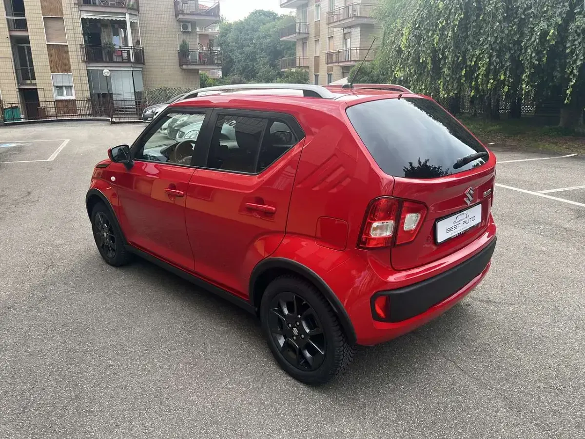 Usata Suzuki Ignis 90 CV (66 kW) 2017 Rosso SUV
