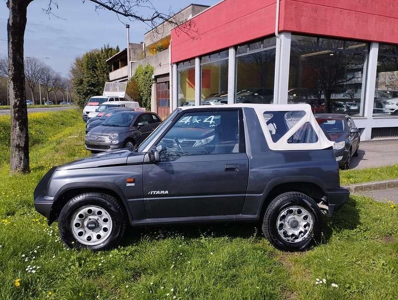 Usata Suzuki Vitara 77 CV (56 kW) 1990 Grigio SUV