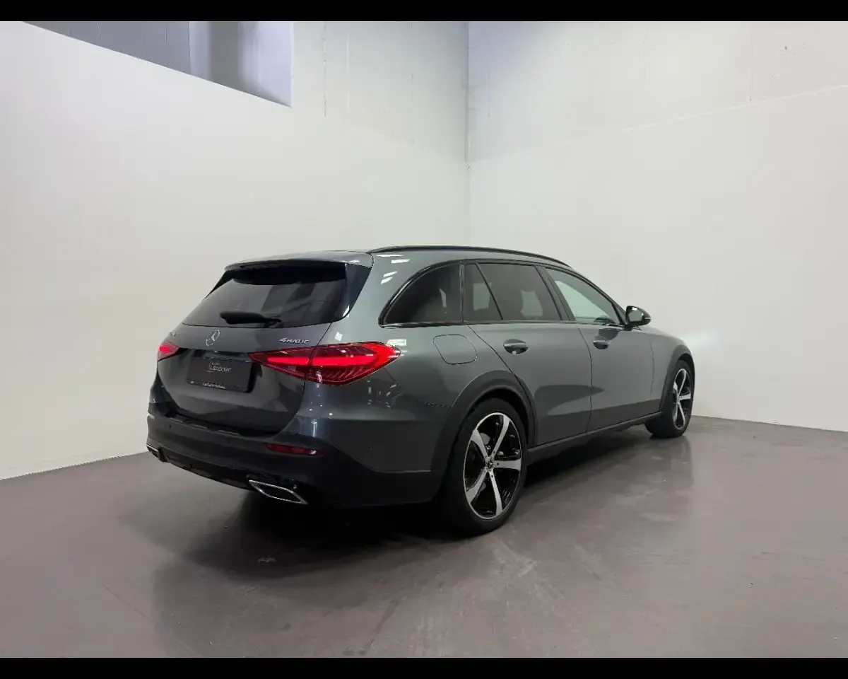 Usata Mercedes 220 Premium Plus 199 CV (146 kW) 2022 Grigio Station wagon
