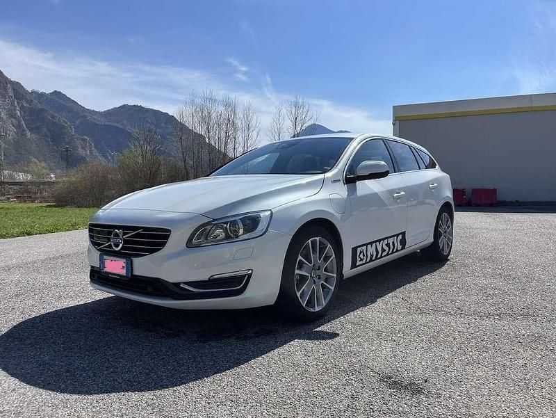 Usata 2013 Volvo V60 Station wagon | 12.900 € - Immagine 1/4