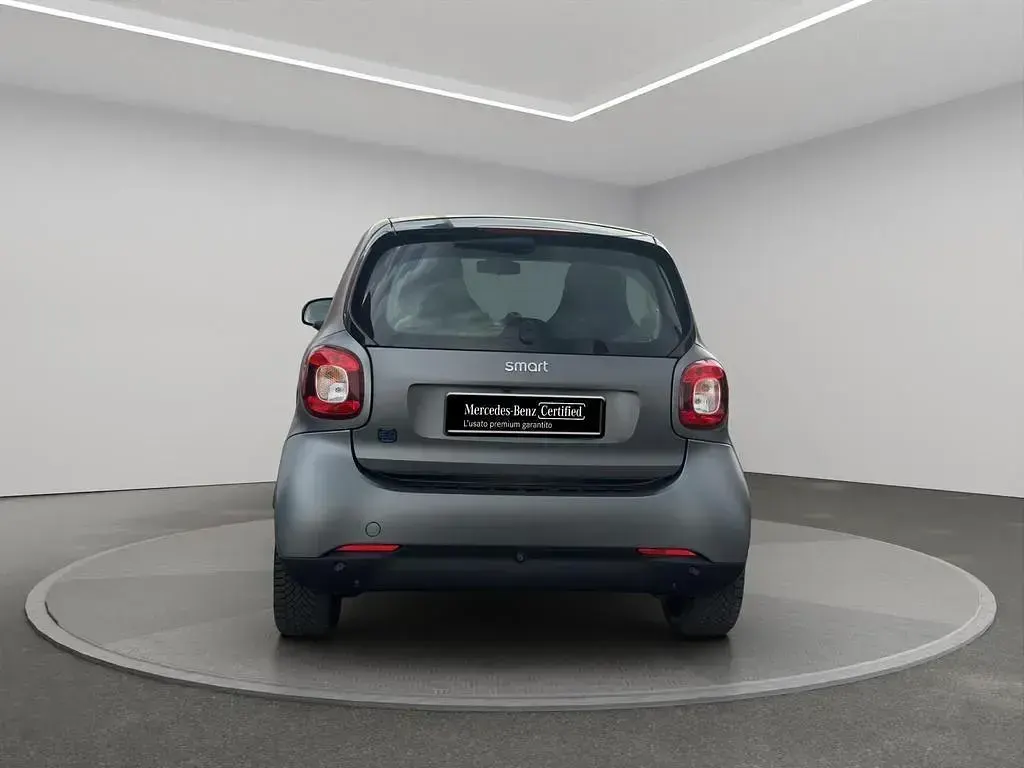 Usata Smart ForTwo Electric Drive Pulse 41 kW (56 CV) 2021 Grigio Coupé
