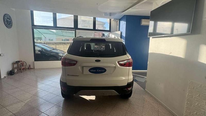 Usata Ford Ecosport Titanium 125 CV (91 kW) 2016 Bianco SUV