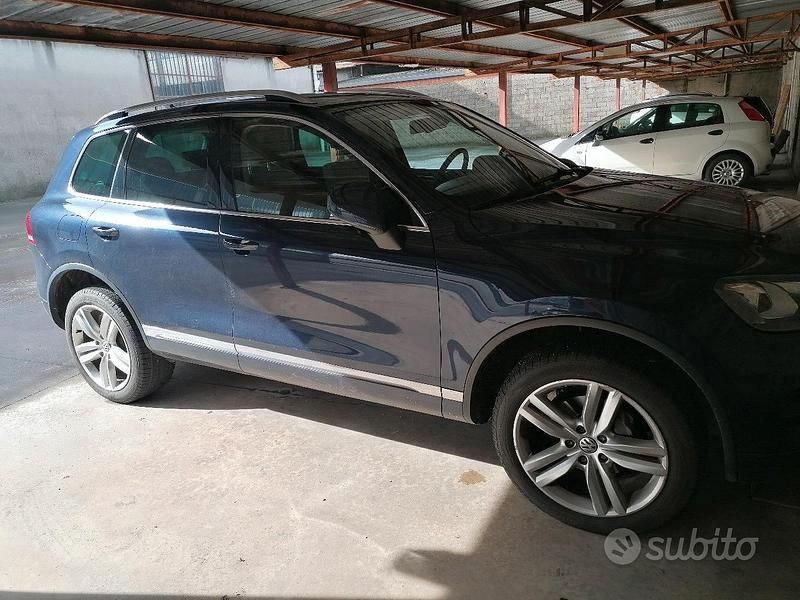 Usata VW Touareg Executive 245 CV (180 kW) 2011 Blu/azzurro SUV