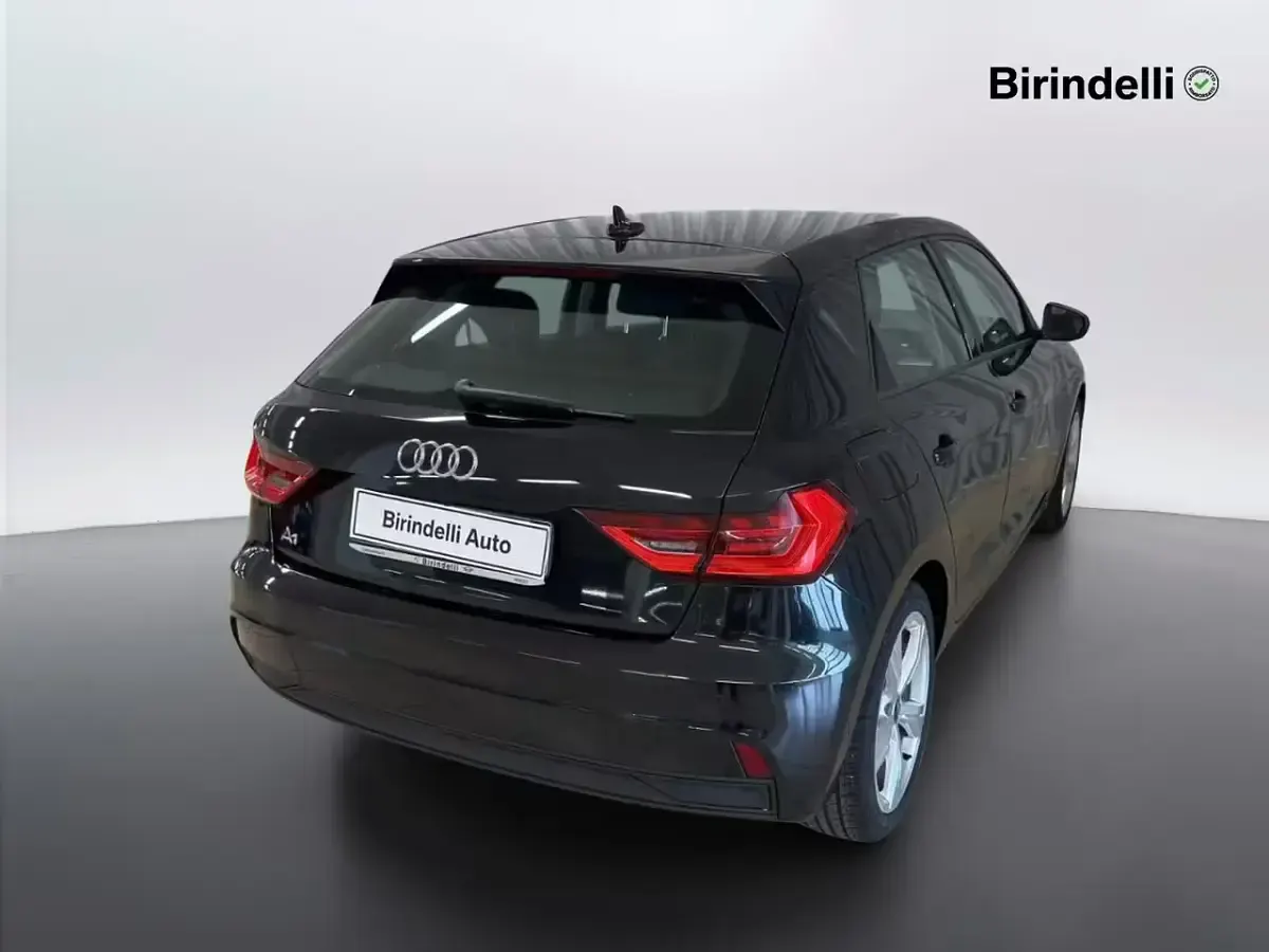Usata Audi A1 Admired 110 CV (80 kW) 2022 Nero SUV