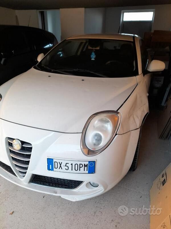 Usata Alfa Romeo MiTo 79 CV (58 kW) 2009 Bianco Utilitaria