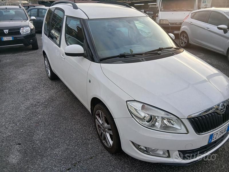 Usata Skoda Roomster Ambition 70 CV (51 kW) 2015 Bianco Monovolume
