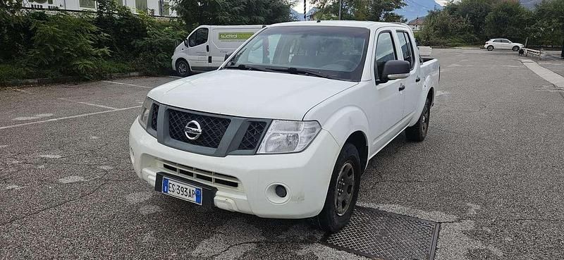 Usata Nissan Navara 144 CV (105 kW) 2013 Bianco Pick-up