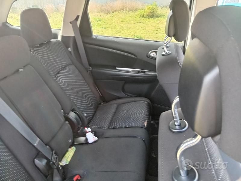 Usata Fiat Freemont 140 CV (102 kW) 2016 Grigio SUV