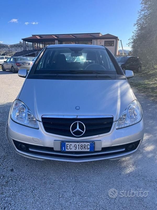 Usata Mercedes A160 81 CV (59 kW) 2010 Grigio Utilitaria