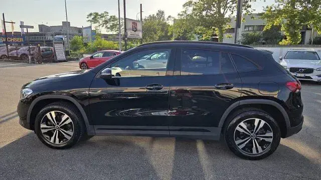 Usata Mercedes GLA180 Executive 115 CV (84 kW) 2023 Nero SUV