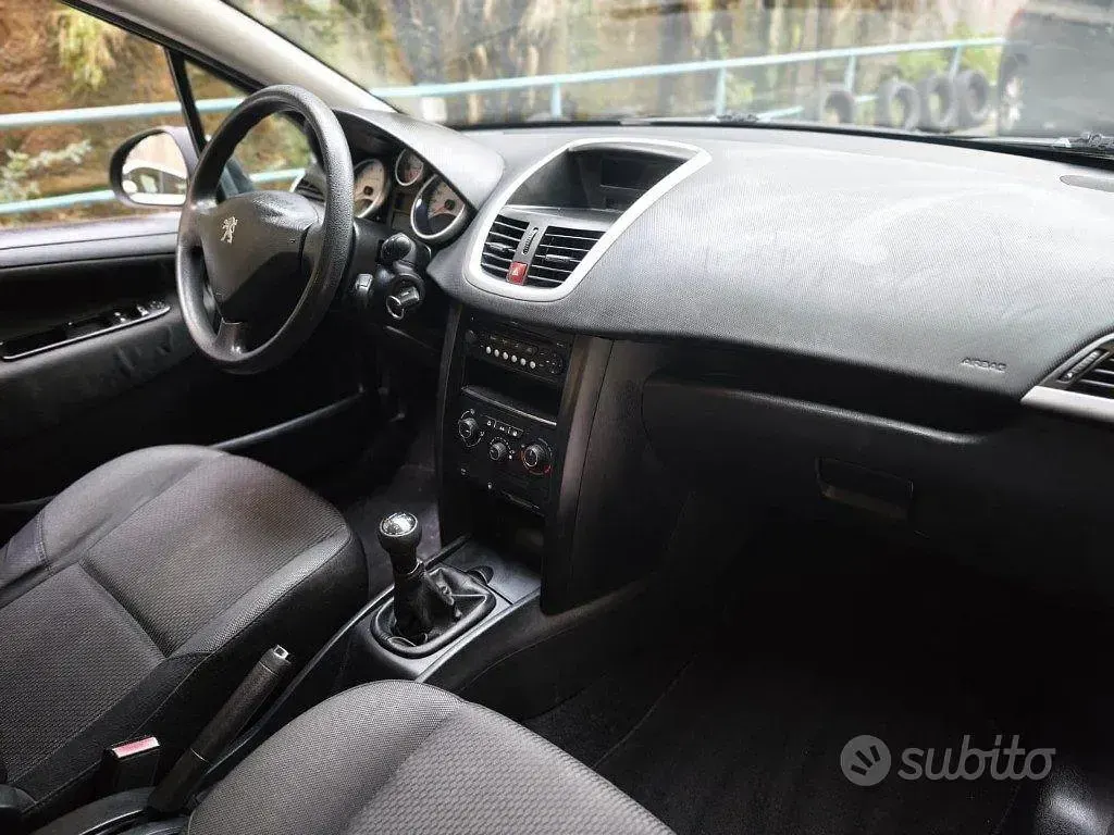 Usata Peugeot 207 95 CV (69 kW) 2009 Grigio Station wagon
