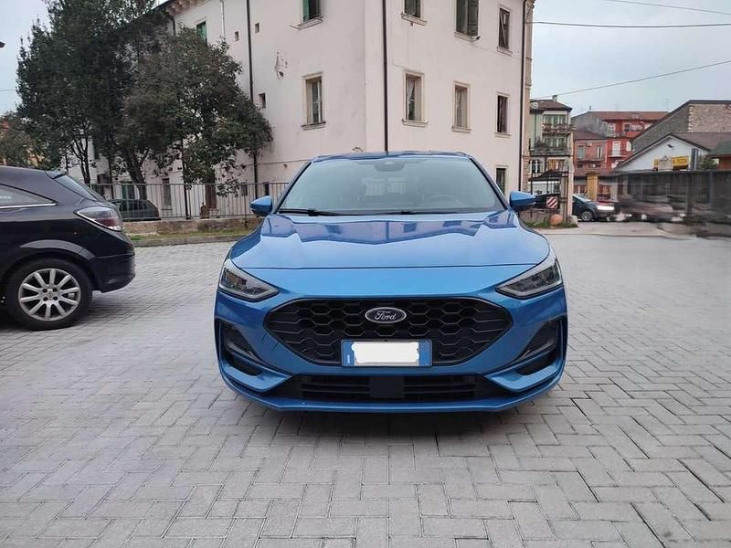 Usata Ford Focus ST-Line 155 CV (114 kW) 2023 Blu/azzurro Berlina