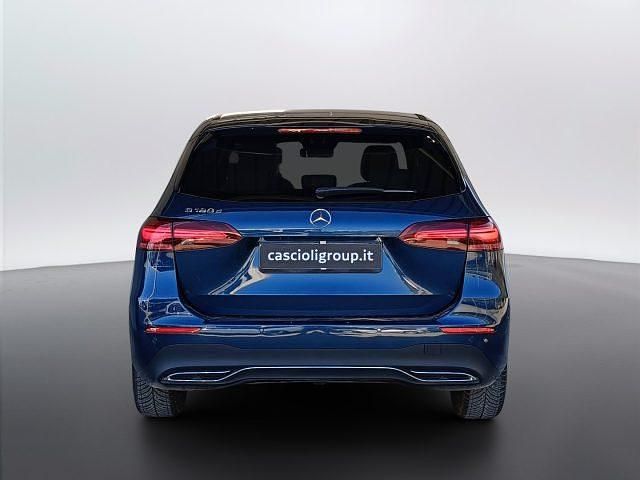 Usata Mercedes B180 Advanced Plus 116 CV (85 kW) 2023 Blu Monovolume