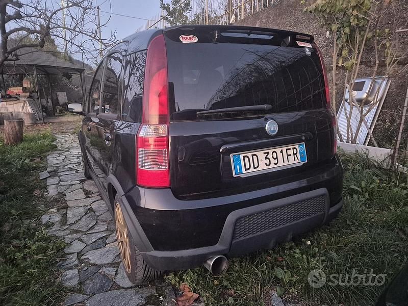 Usata Fiat Panda 101 CV (74 kW) 2006 Nero Utilitaria
