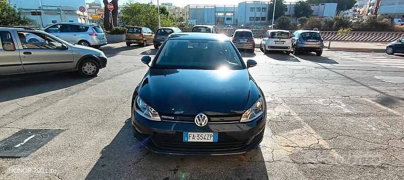 Usata VW Golf VII 130 CV (95 kW) 2015 Blu Berlina