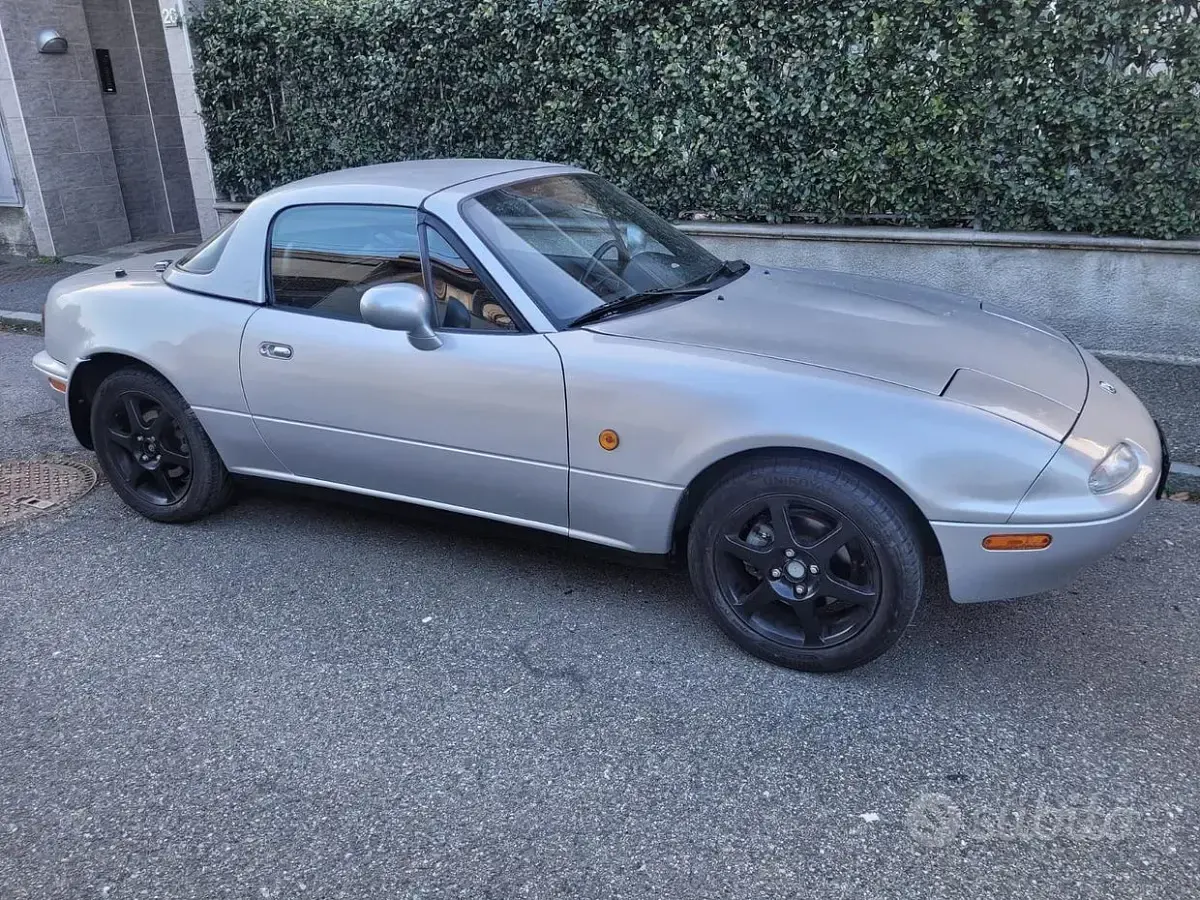 Usata Mazda MX5 131 CV (96 kW) 1994 Grigio Cabrio