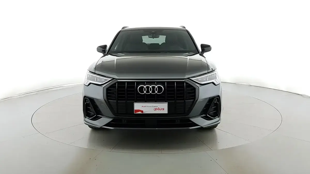 Usata Audi Q3 S-Line 150 CV (110 kW) 2025 Grigio daytona SUV